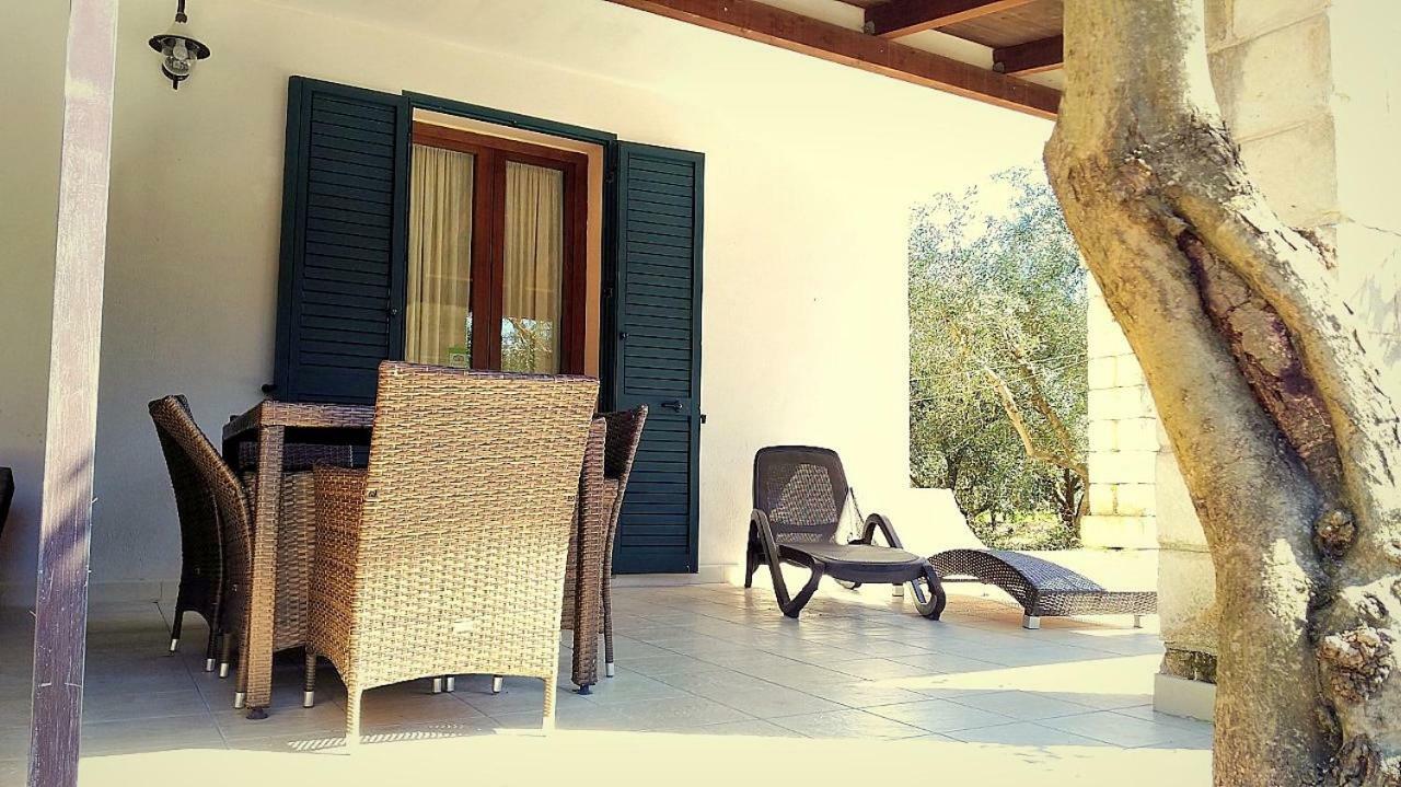B&B Di Angela Scotellaro Palmariggi Exteriör bild
